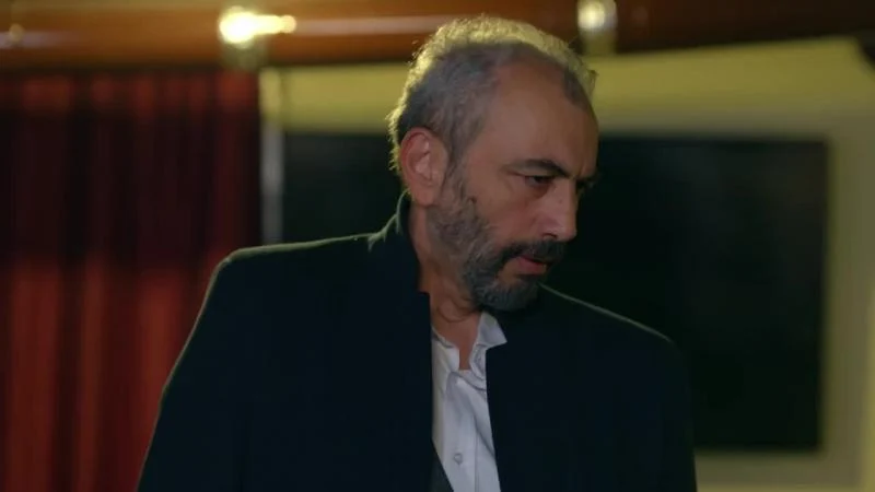 Кадры из сериала Семья 5 серия 1 сезон (2023)